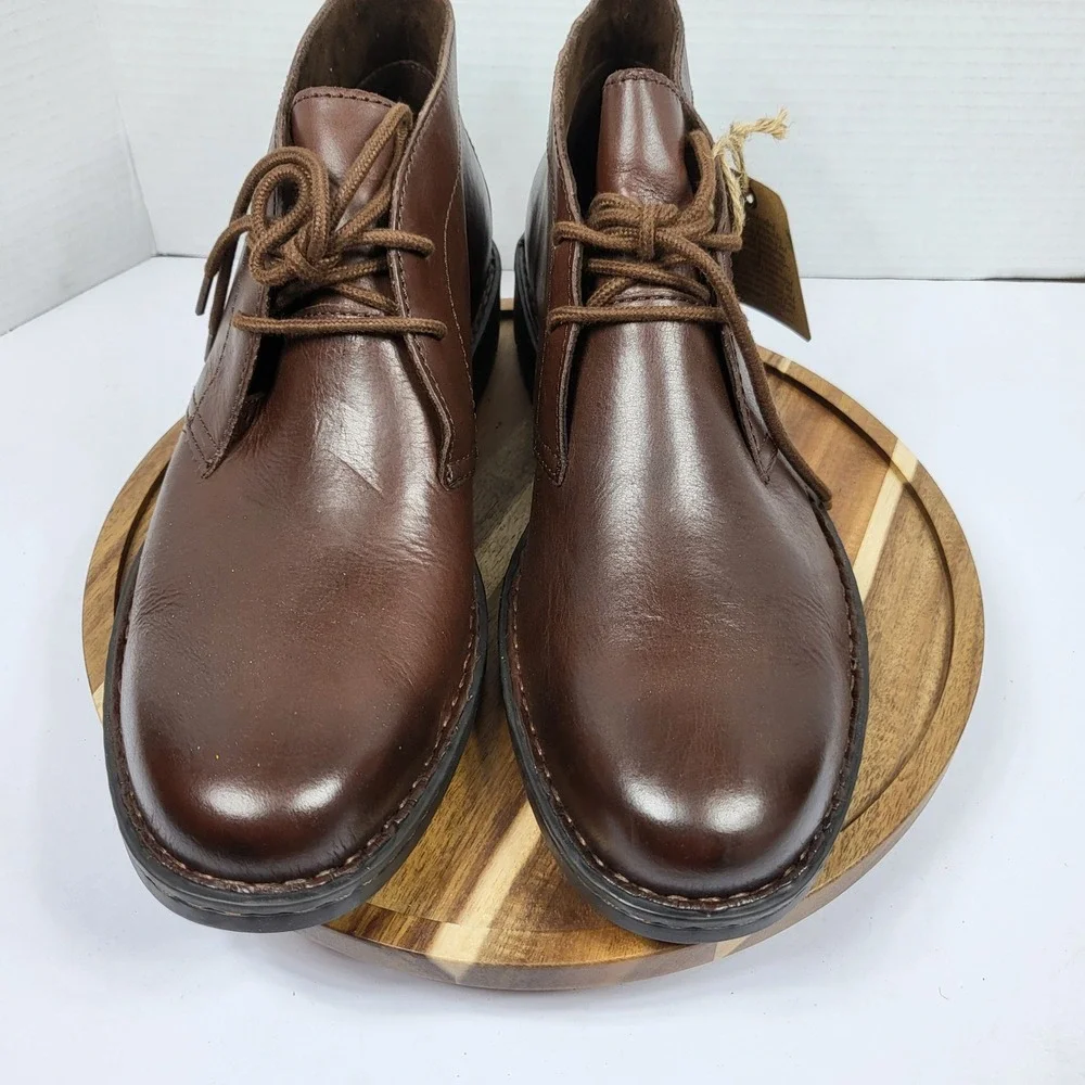 Born Men's Lincoln Brown Leather Handcrafted Chukka Boots Size 11